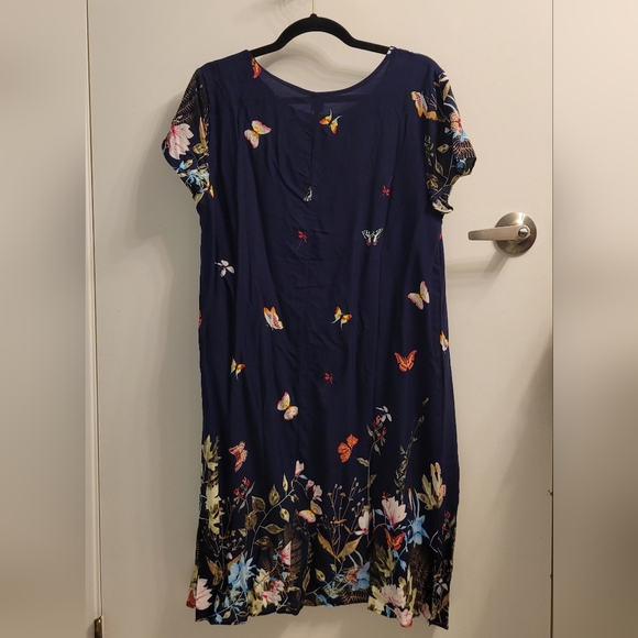 Navy mid-length dress with print - Picture 2 of 3